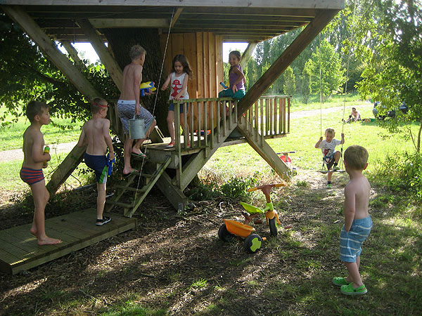 tree house in France