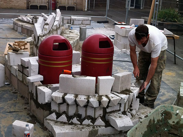 Katharine Lady Berkeley's School Dragon/>
                <img u=