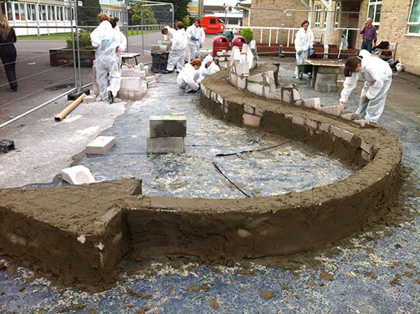 Katharine Lady Berkeley's School Dragon/>
                <img u=